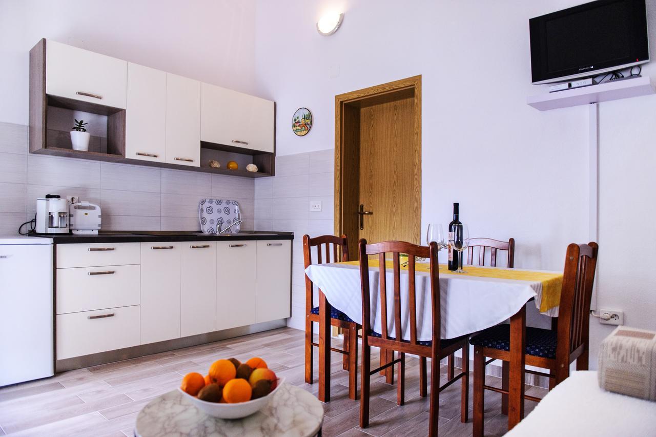 Apartments Mila Marina Ngoại thất bức ảnh