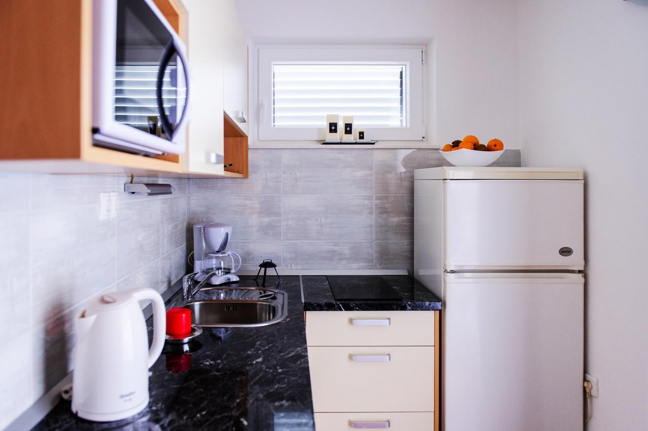 Apartments Mila Marina Ngoại thất bức ảnh