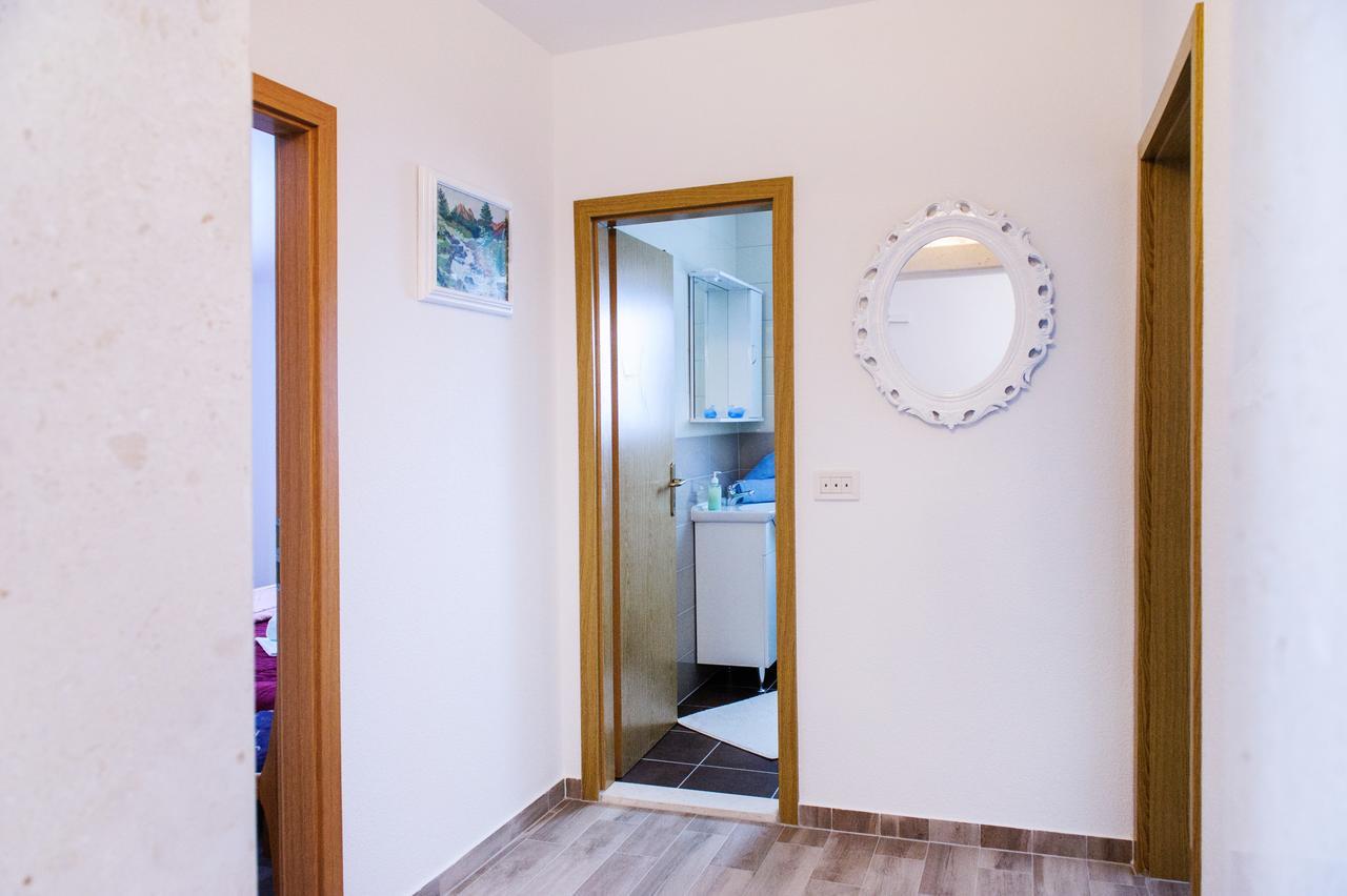 Apartments Mila Marina Ngoại thất bức ảnh